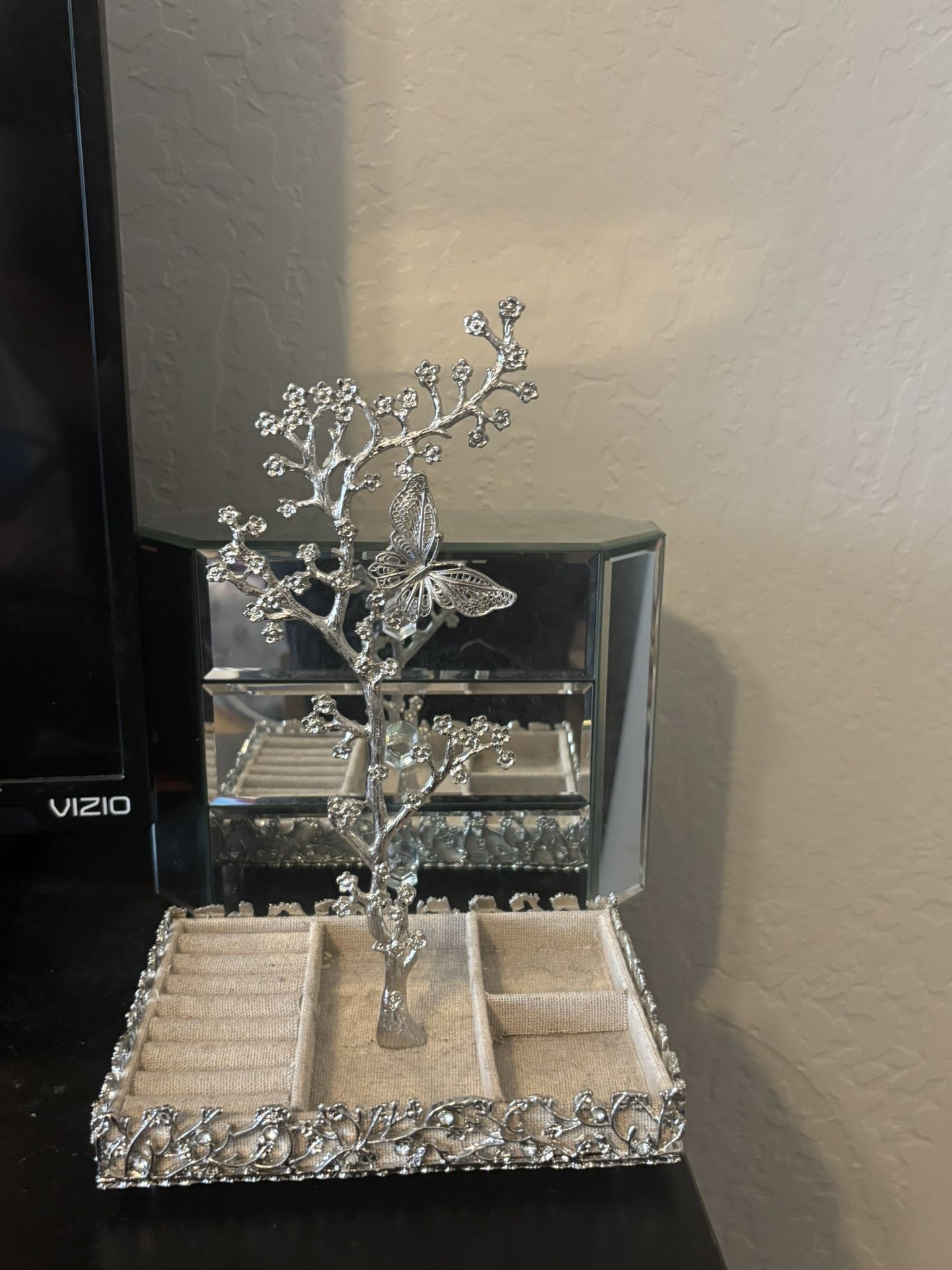 Jewelry Holder 