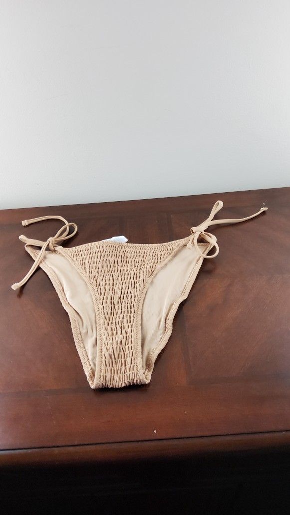 Aerie Bikini Bottom Size Medium