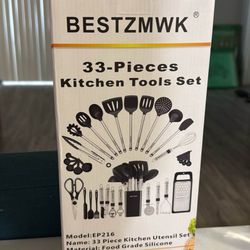 Brand new 33 pieces kitchen tools set