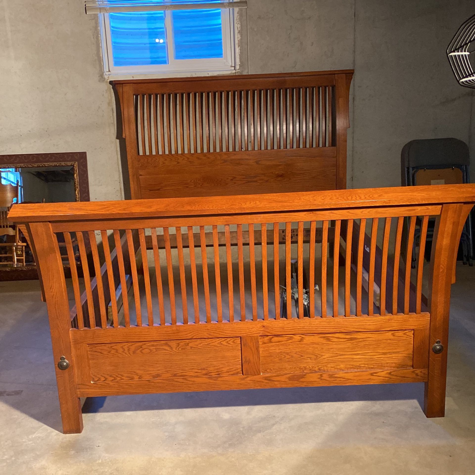 Queen Size Oak Spindle Bed Frame  Is 60”x 80” In Size