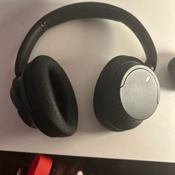 Sony WH-CH720N Wireless Over-Ear Headphones Bluetooth, Noise Canceling Black-C
