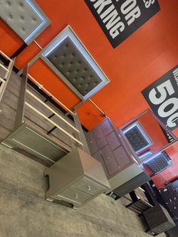 Queen Bed Dresser Mirror Nightstand 