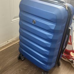 Medium Sized Luggage 