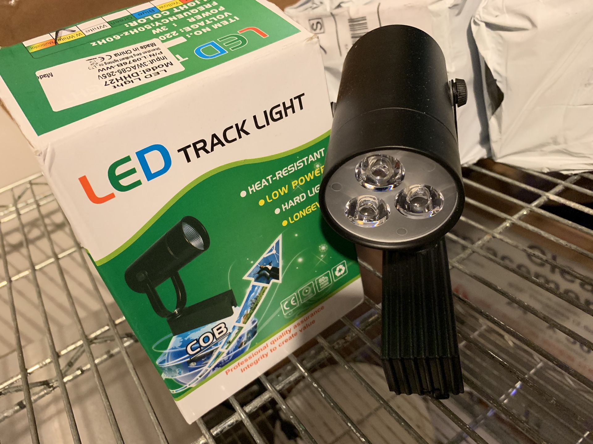 LED Track Lights head & bulbs 5 Sets! new in box