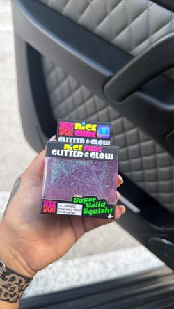 Needoh Glitter and Glow Nice Cube