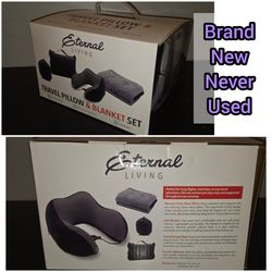 ETERNAL LIVING travel pillow and blanket set