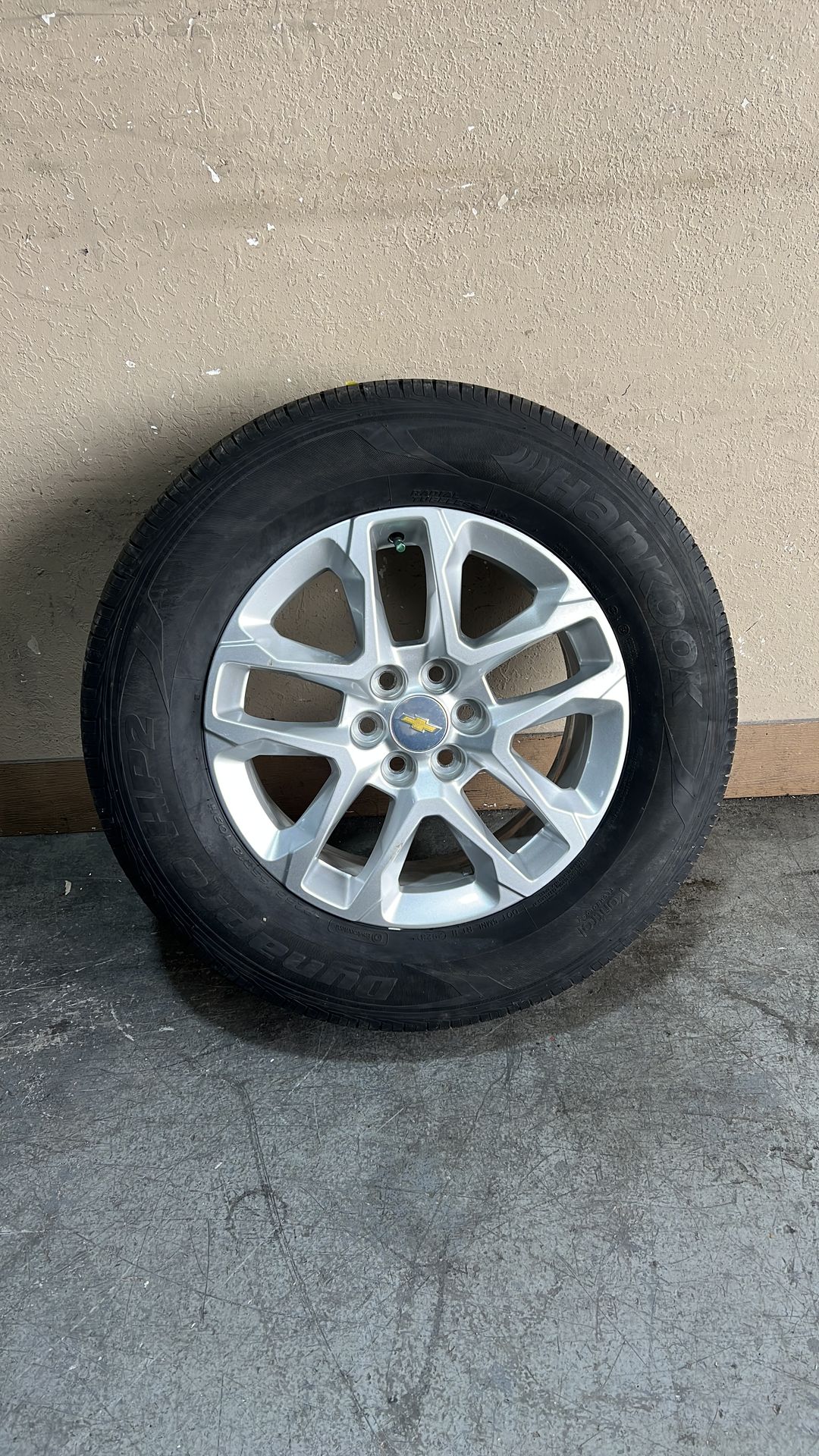 (448) 18-21 Chevy Chevrolet Traverse Wheel 2018 2019 2020 2021