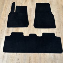 2021 Tesla Model Y Carpet Floor Mats 