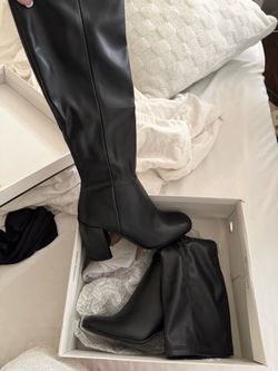 Steve Madden Black Boots