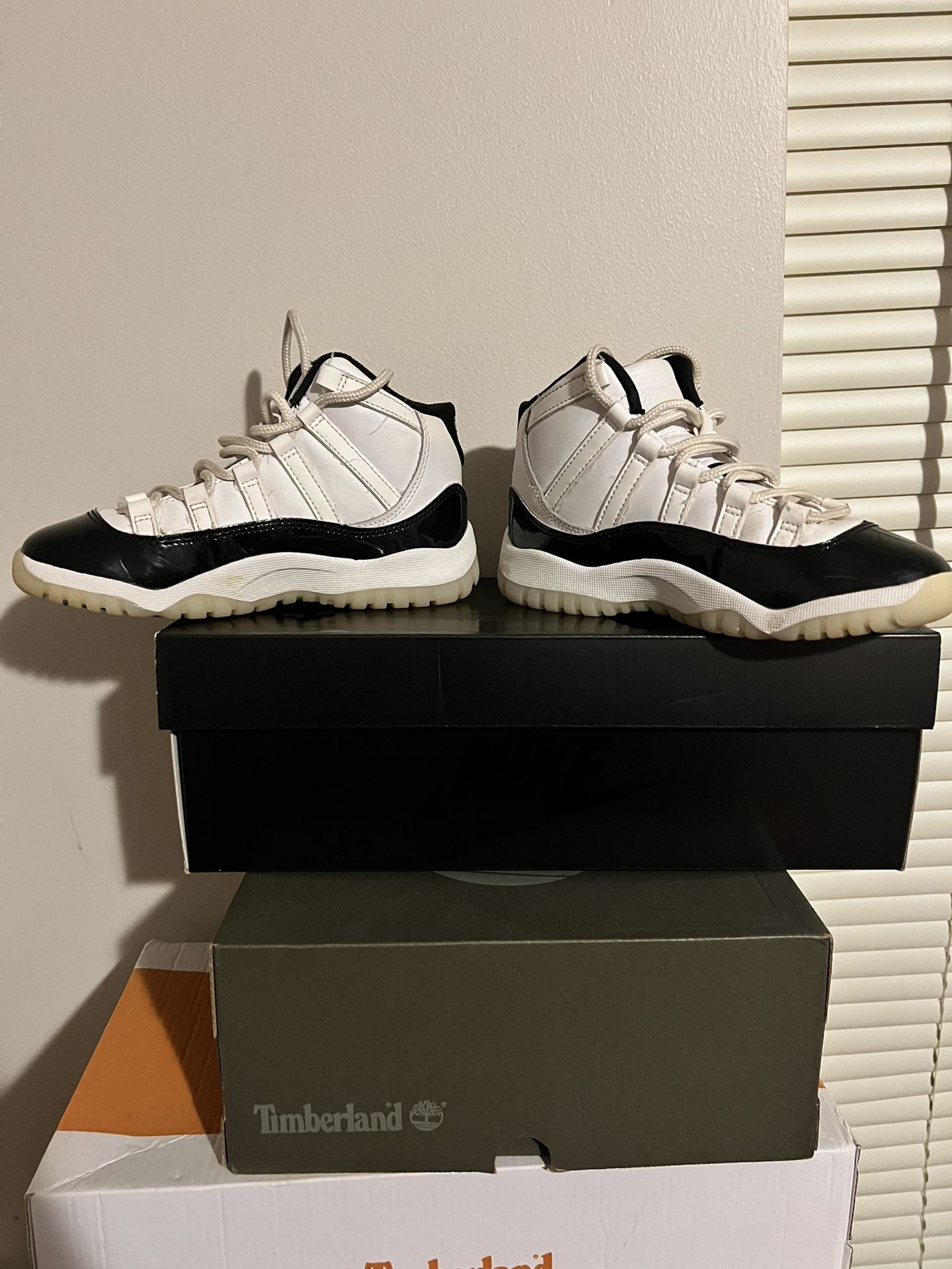 Black and white 11’s size 13c kids