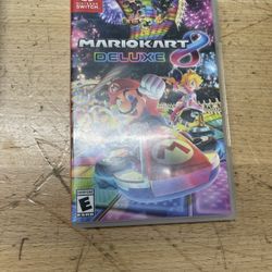 Mario kart deluxe 8 Nintendo switch 
