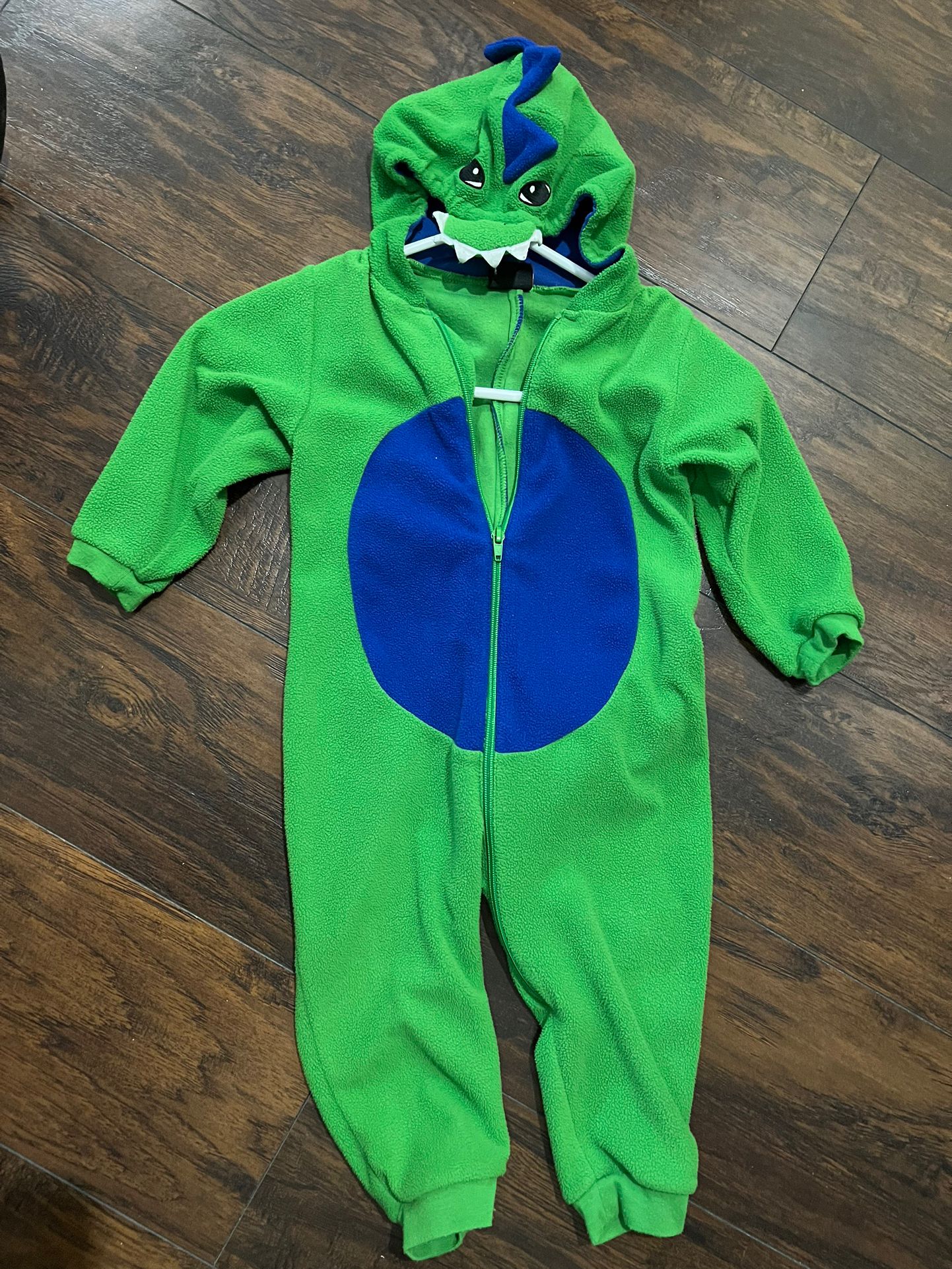 Halloween Costume - Green Dinosaur from The Children’s Place  Size: 18-24 months - 2yrs  Dress has a cute tail.