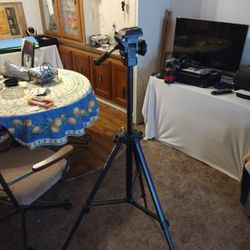 Video Tripod