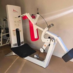 Freemotion v squat commercial gym equipment exercise workout machine