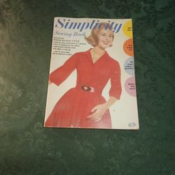 Vintage 1963 Simplicity Sewing Book 