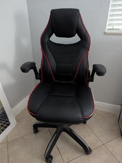 Office/Gaming chair. Black.