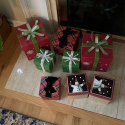 Christmas Gift Boxes (8 various sizes)($15)