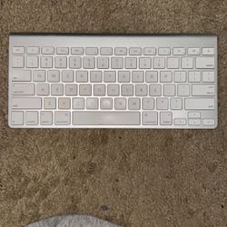 Apple Magic Keyboard 