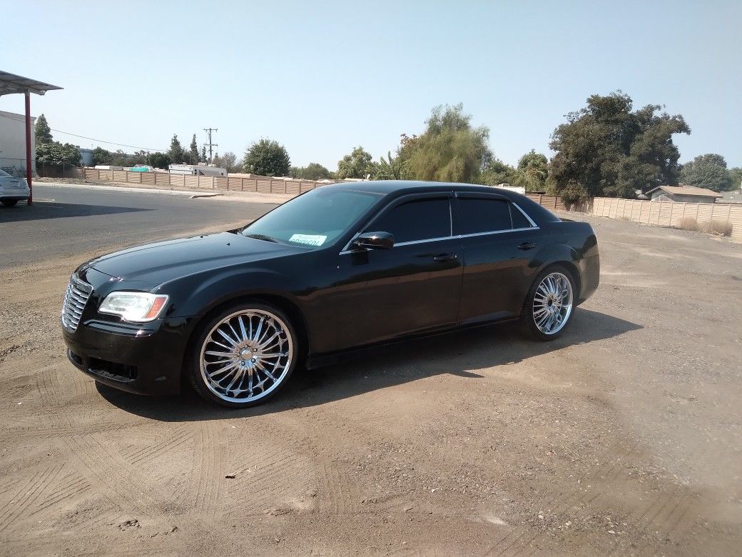 2013 Chrysler 300