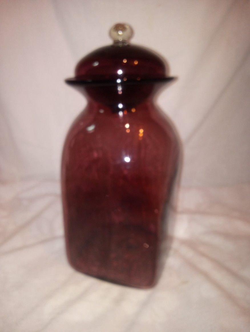 Vintage Purple Amethyst Glass Apothecary Jar
13"