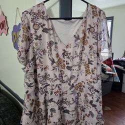 Womans blouse size 3