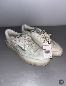 Reebok Off white Club Vintage Sneakers 