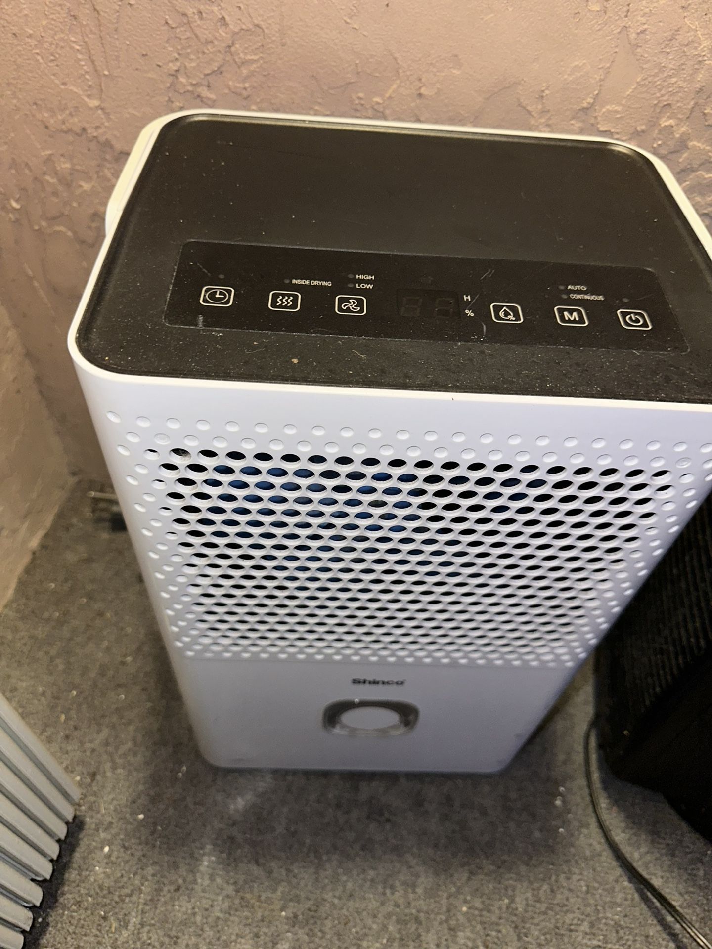Shinco Dehumidifier 