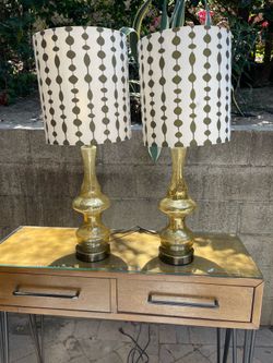 Mid- Century Modern Pair of lamps 29” tall