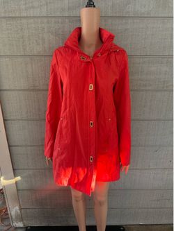 Women’s Jones New York Raincoat Size Medium