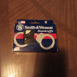 Smith & Wesson Cuffs