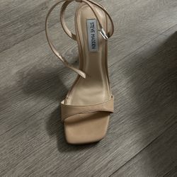 Steve Madden nude Heels 
