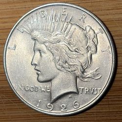 GORGEOUS 1926-D 90% SILVER PEACE DOLLAR! 100 YEAR OLD COIN!!