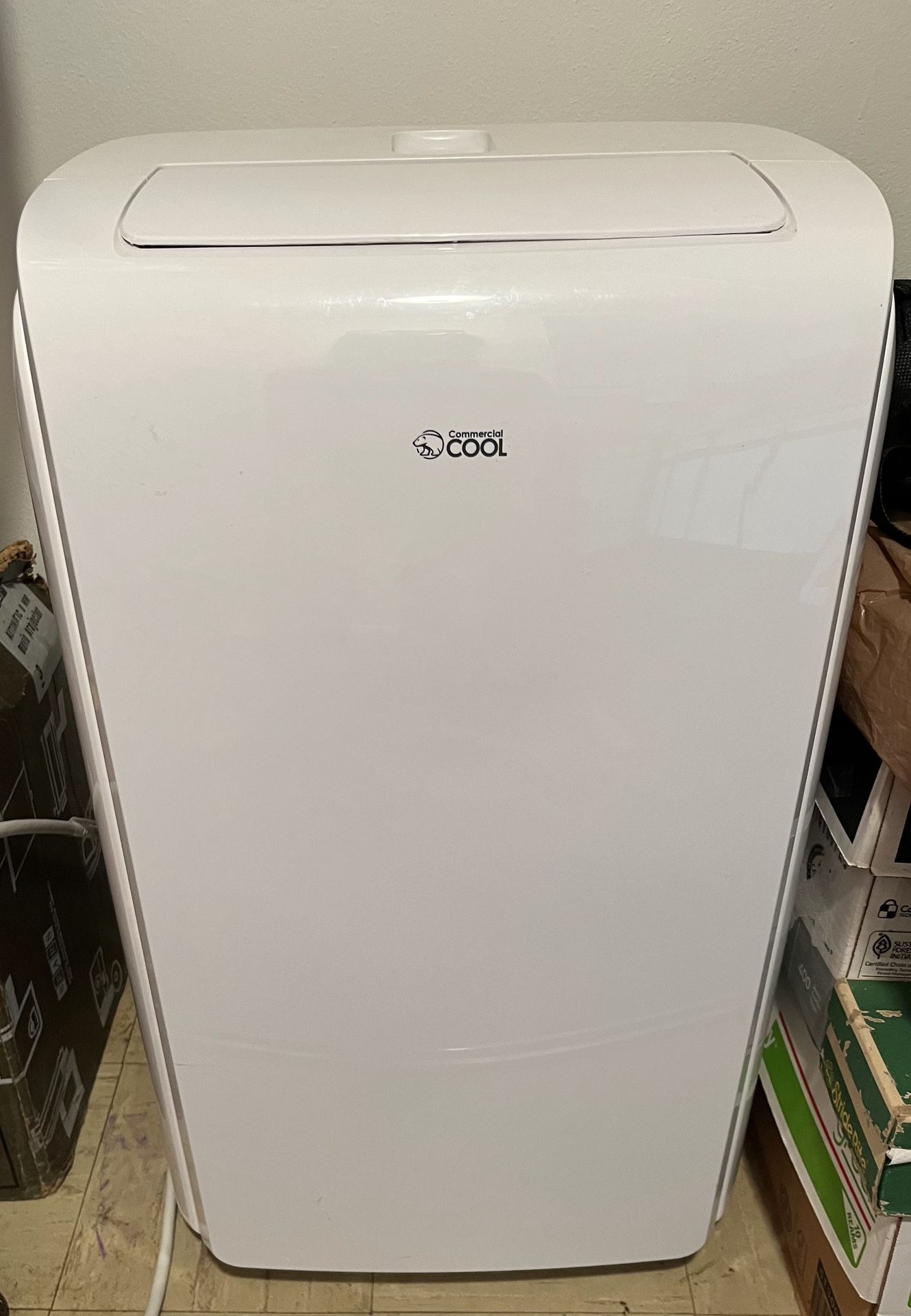 12000 BTU Like New Air Conditioner