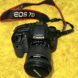Canon EOS 7D DSLR 18.0MP Autofocus Built-in Flash Camera 18-55mm Lens, 2 Batteries and Charger