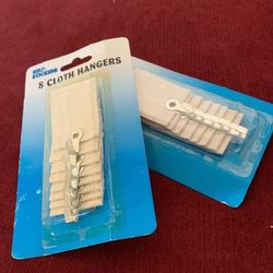 2 Adhesive Hooked Cloth Hanger Hooked