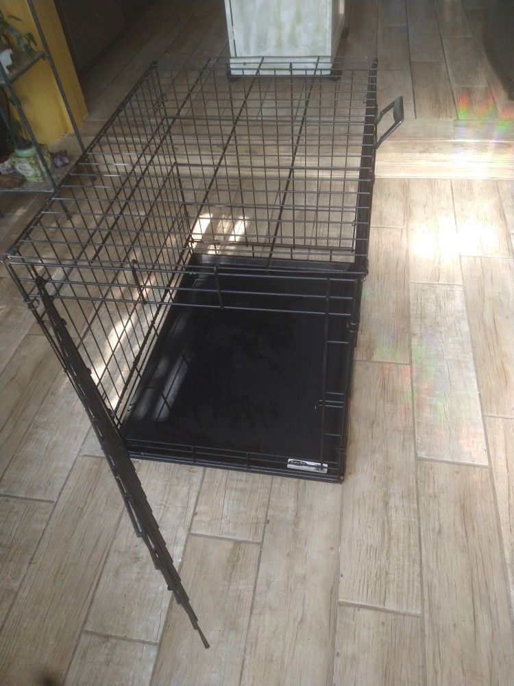 Medium Folding Dog Crate (to 40 lb dog)