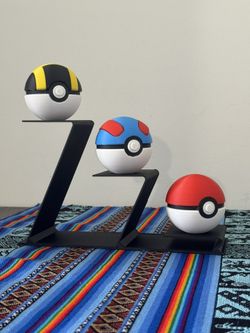 Pokeballs With Display Stand 