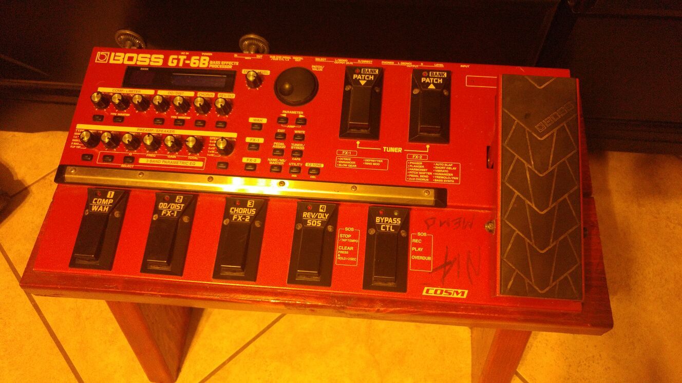 Boss gt-6b bass pedalboard