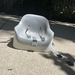 Tot Nest Booster Seat