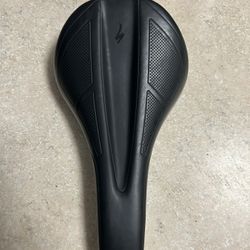 Specialized Henge 143 Bicycle Saddle