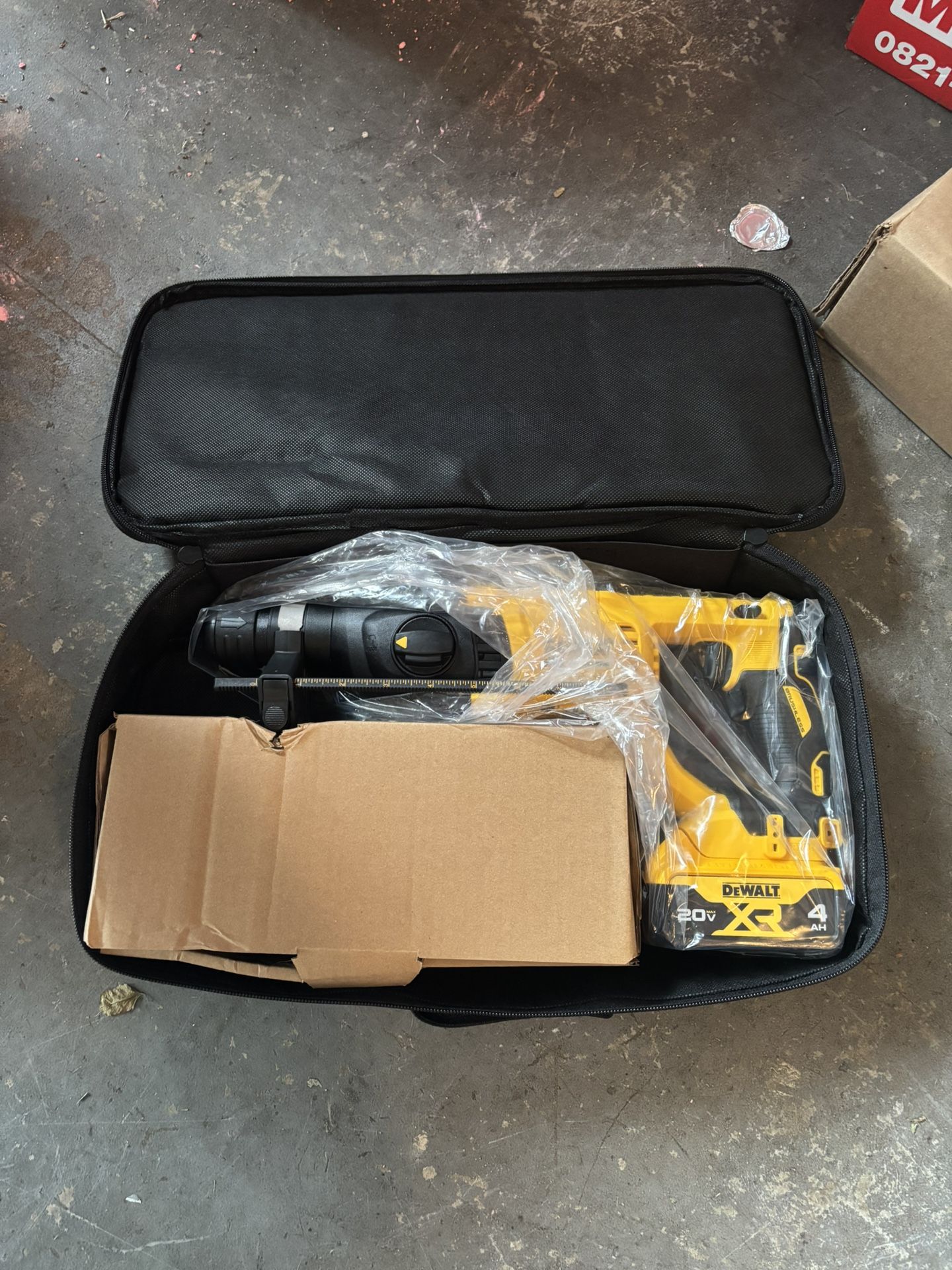 Dewalt 1” SDS Plus Kit