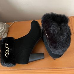 There Are Brand New Boots in Size 8 The Color Is Black 