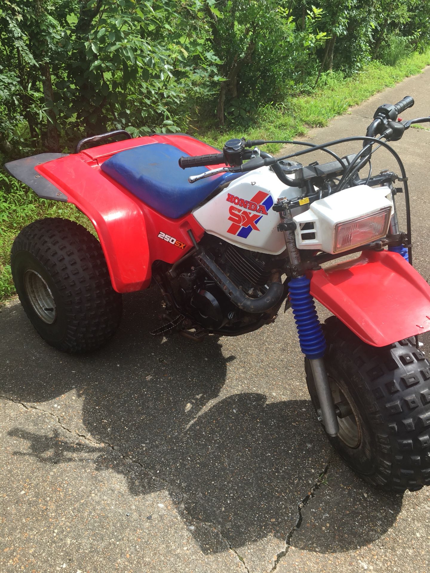 1987 Honda Atc 3 wheeler 250sx