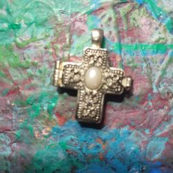 Vintage Cross Pendant