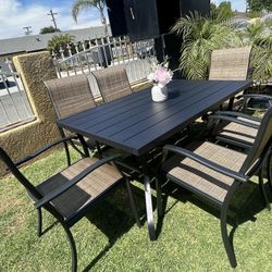 Patio  Outdoor Dining Set New In The Box 