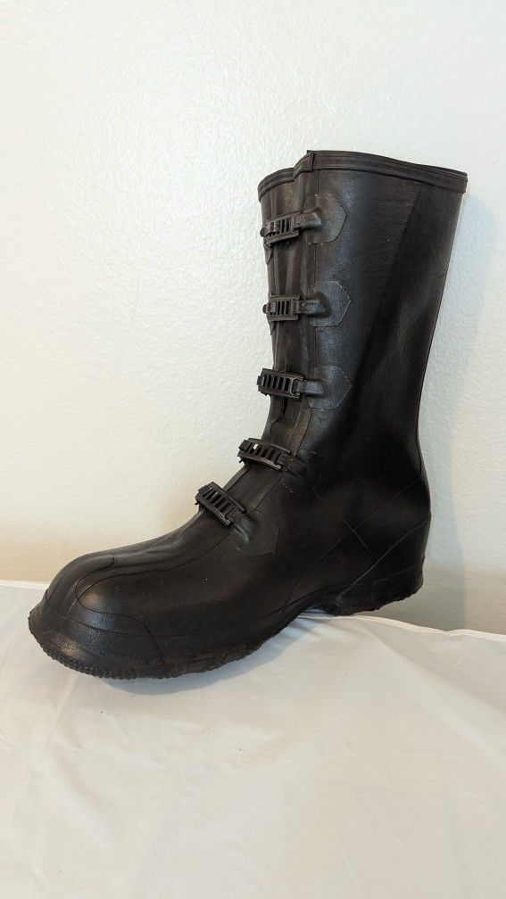 Men's Supersized Black 5-Buckle Rubber Overboots protects your work boots/shoes from the elements