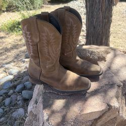 Big girl western boots Size 5