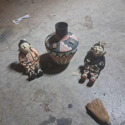 Pueblo Story Teller Dolls