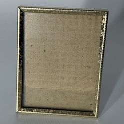 VINTAGE ETCHED BRASS PHOTO PICTURE FRAME 3 x 4 Inch