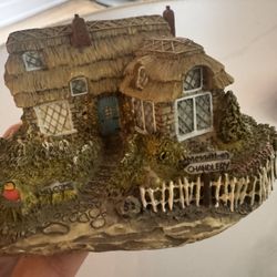 Thomas Kinkade Candlelight Cottage – Olde Porterfield Tea Room – 1993